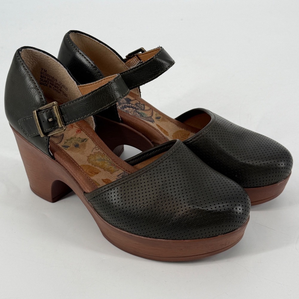 B.O.C. Womens Mary Jane Platform Clogs Black Perforated Size 7M